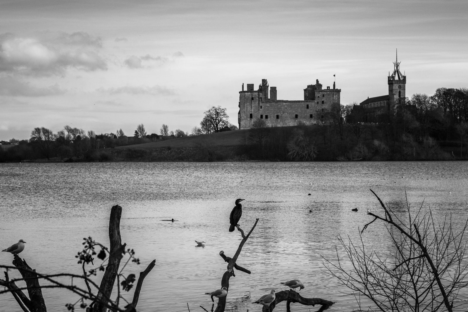 Linlithgow Palace & Loch